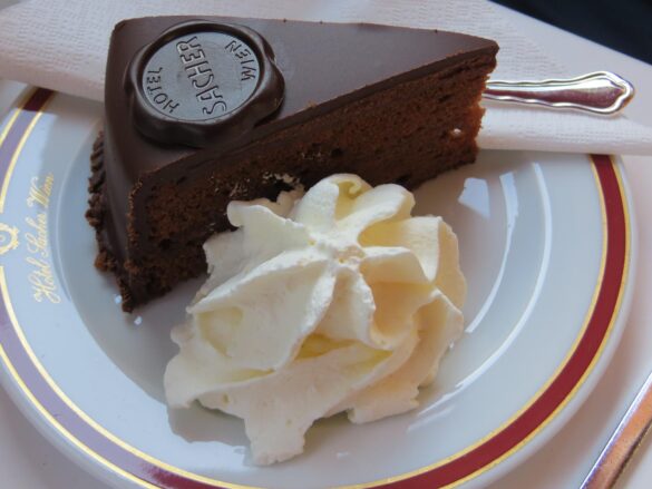 Ursprunget till Sacher-kakan.